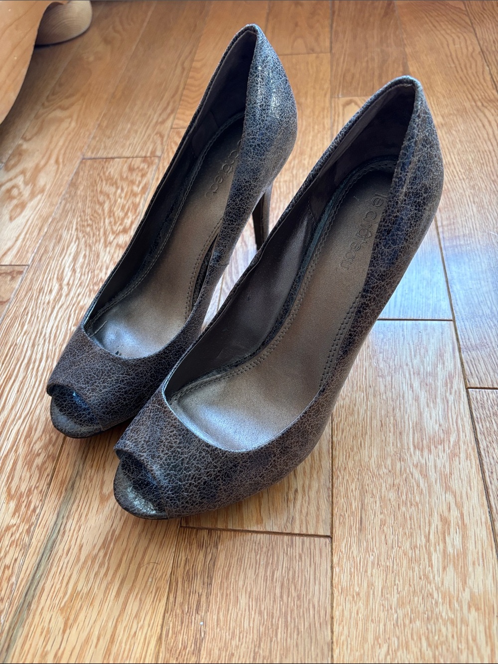Peep-Toe High Heel Pumps in Distressed Brown